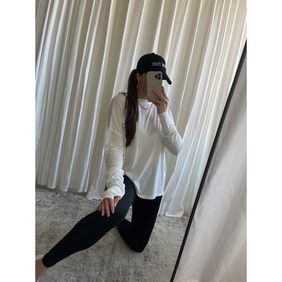 Size L • SWEATER long sleeve sweater — In Off White - Picture 3 of 10